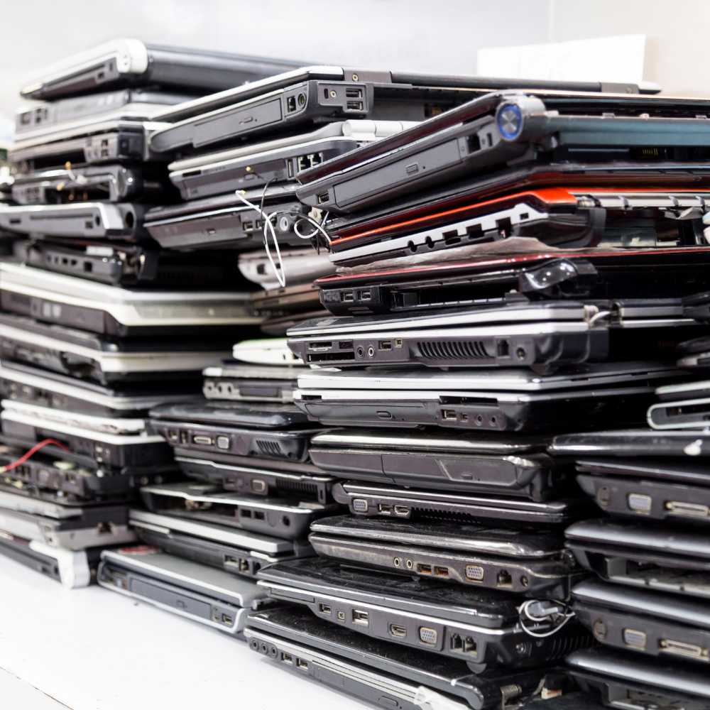 Computer Recycling. Computer Recycling.